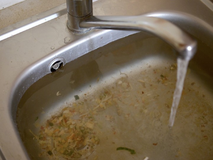 keuken afvoer verstopt